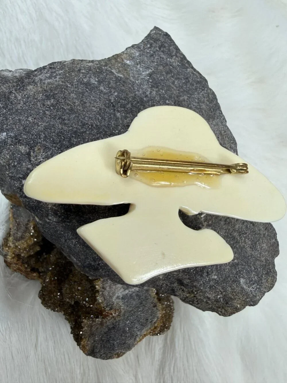Vintage Carved Celluloid Woman in Hat Brooch 1.75
